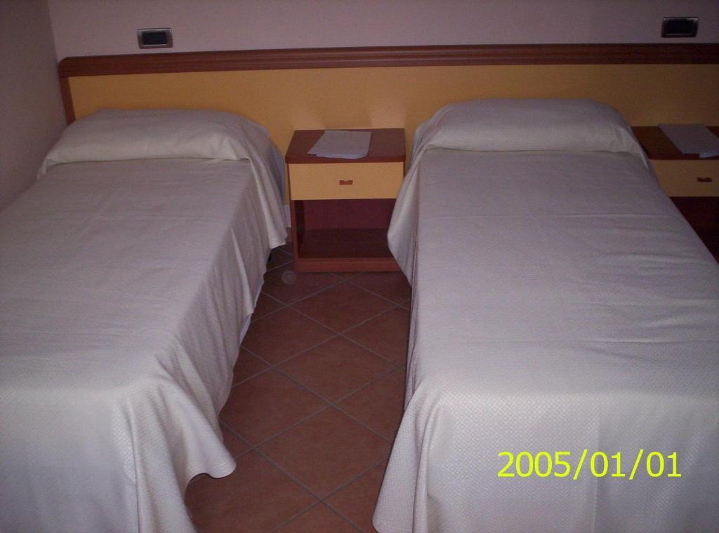 Migliarino Villa Gioconda Resort חדר תמונה